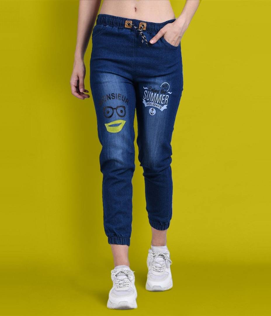 Free Photo | Full length of young slim female girl in denim jeans on gray  wall